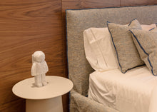 Cargar imagen en la galería, Astronauta en Mármol