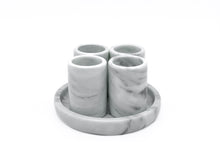 Cargar imagen en la galería, Caja de Regalo con Set de 4 Tequileros en Mármol Blanco