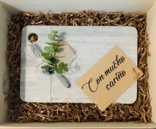 Cargar imagen en la galería, Caja Jumbo con Tabla Mediana y Cuchillo Untable