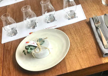 Cargar imagen en la galería, Porta Vaso Circular en Mármol Blanco