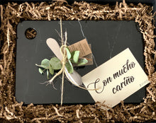 Cargar imagen en la galería, Caja Jumbo con Tabla Mediana y Cuchillo Plateado