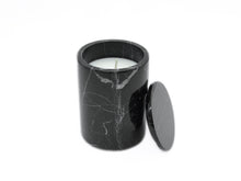 Cargar imagen en la galería, Vela con Cera de Soya en Mármol Negro